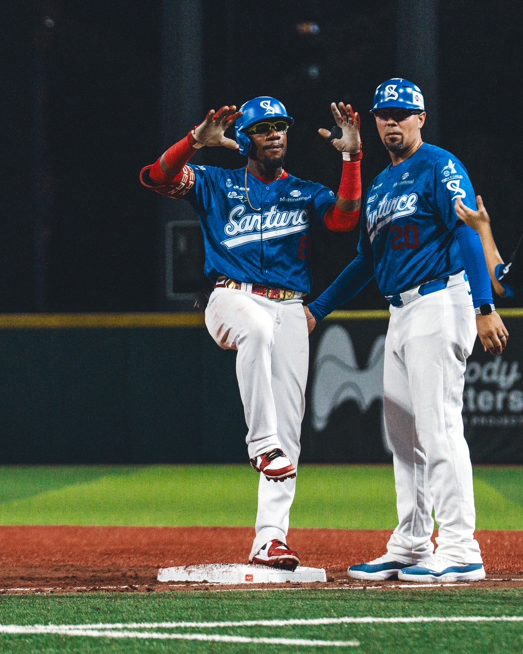 Long Jr. ayuda a Santurce a preservar su ventaja