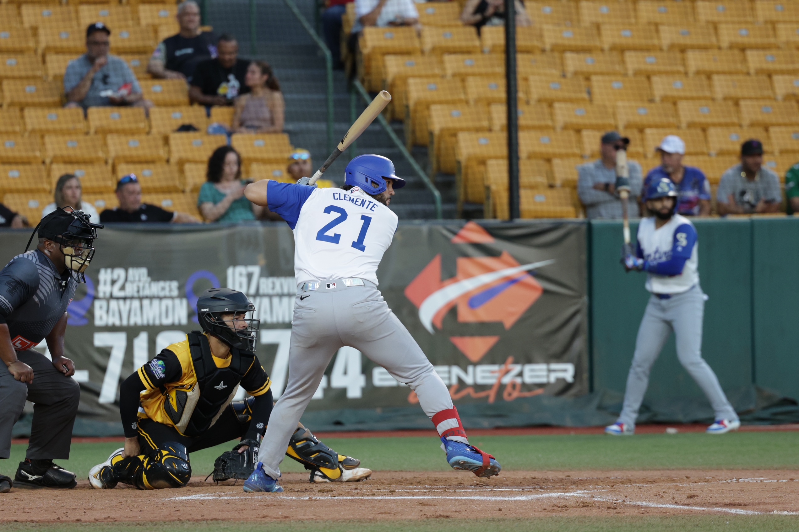 Santurce regresa al primer puesto